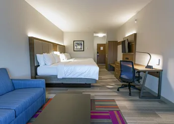 Holiday Inn Express & Suites Columbus - Worthington by IHG hotel thumbnail 4
