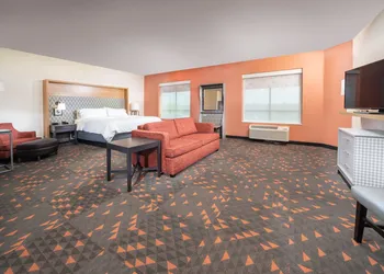 Holiday Inn St. Louis - Creve Coeur by IHG hotel thumbnail 3