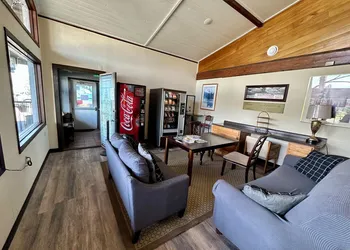 Alaska Angler's Inn hotel thumbnail 7