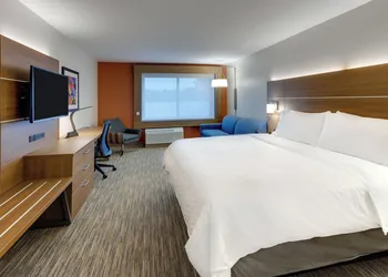 Holiday Inn Express & Suites Middletown - Goshen by IHG hotel thumbnail 8