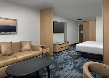 Fairfield Inn & Suites by Marriott Appleton hotel thumbnail 5
