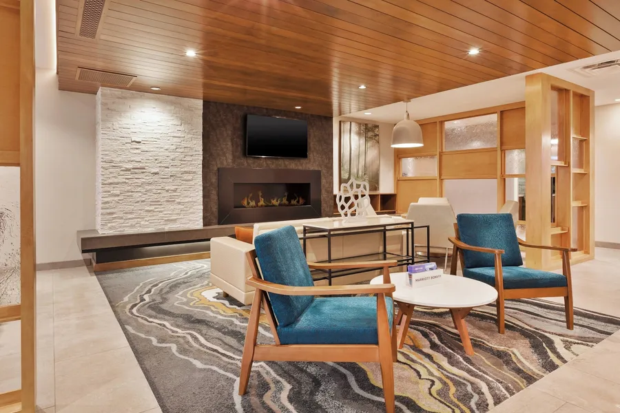 Fairfield Inn & Suites by Marriott Kalamazoo hotel detail image 2