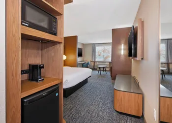 Fairfield Inn & Suites by Marriott Kalamazoo hotel thumbnail 6