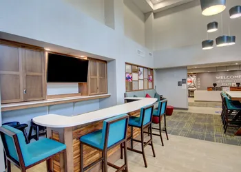 Hampton Inn & Suites Portland West hotel thumbnail 3