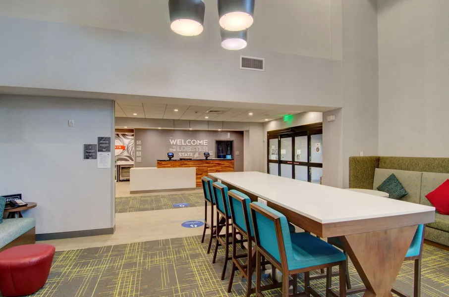 Hampton Inn & Suites Portland West hotel detail image 6