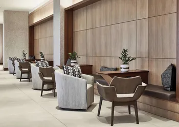 AC Hotel by Marriott Atlanta Airport Gateway hotel thumbnail 4