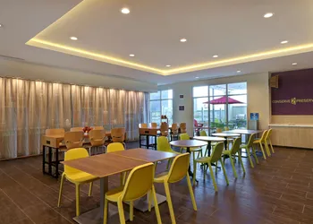 Home2 Suites by Hilton Turlock, CA hotel thumbnail 3