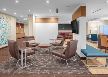 TownePlace Suites by Marriott Cincinnati Fairfield hotel thumbnail 2