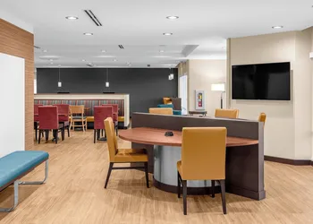 TownePlace Suites by Marriott Cincinnati Fairfield hotel thumbnail 3