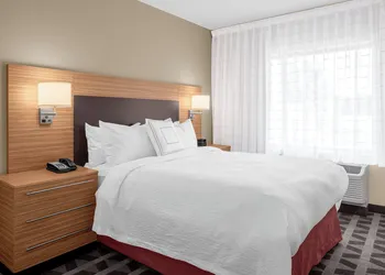 TownePlace Suites by Marriott Cincinnati Fairfield hotel thumbnail 5
