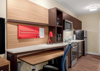 TownePlace Suites by Marriott Cincinnati Fairfield hotel thumbnail 8