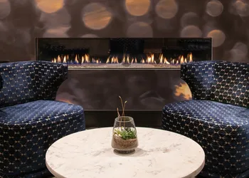 Harlow Hotel hotel thumbnail 2