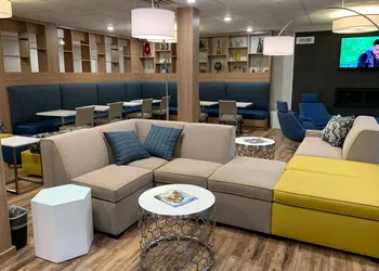 Microtel Inn & Suites by Wyndham Woodland Park hotel thumbnail 3