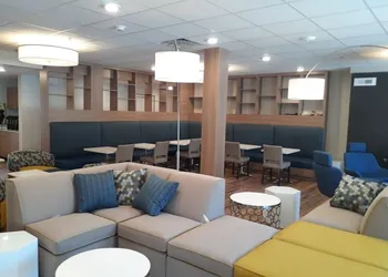 Microtel Inn & Suites by Wyndham Woodland Park hotel thumbnail 4