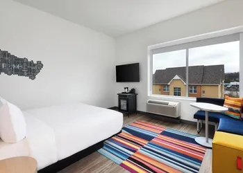 Aloft by Marriott Cincinnati West Chester hotel thumbnail 5