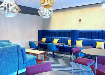 Tru By Hilton Baltimore Harbor East, MD hotel thumbnail 6