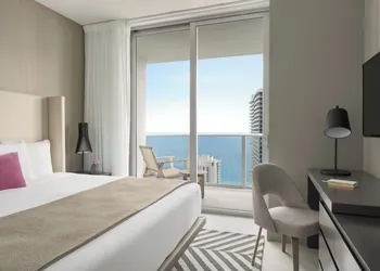 Hyde Beach House hotel thumbnail 4