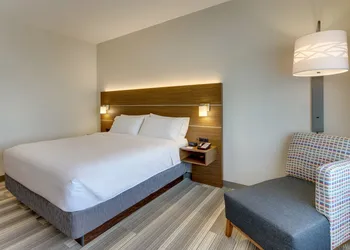 Holiday Inn Express Wilmington Porters Neck by IHG hotel thumbnail 8