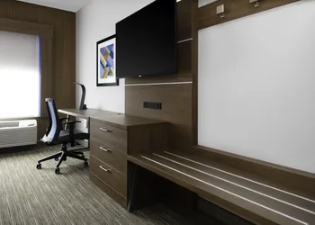 Holiday Inn Express & Suites The Dalles by IHG hotel thumbnail 8