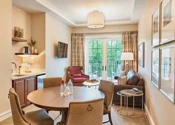 The Inn at Elon hotel thumbnail 6