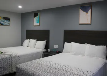 SureStay Hotel by Best Western Chowchilla Yosemite hotel thumbnail 6