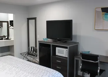 SureStay Hotel by Best Western Chowchilla Yosemite hotel thumbnail 7