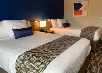 Microtel Inn & Suites by Wyndham Fountain/Fort Carson hotel thumbnail 5
