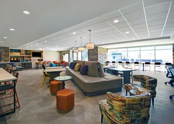 Home2 Suites by Hilton Columbus hotel thumbnail 6