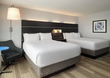 Holiday Inn Express & Suites Brunswick by IHG hotel thumbnail 7
