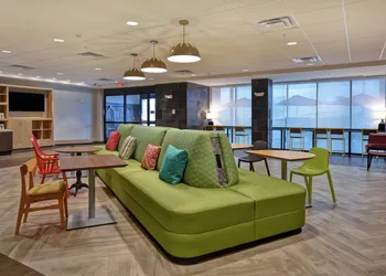 Home2 Suites by Hilton Shreveport hotel thumbnail 2