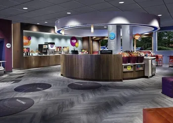 TRU by Hilton Perrysburg Toledo, OH hotel thumbnail 2