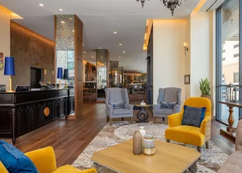The Peregrine Omaha Downtown, Curio Collection by Hilton hotel thumbnail 3