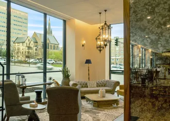 The Peregrine Omaha Downtown, Curio Collection by Hilton hotel thumbnail 4
