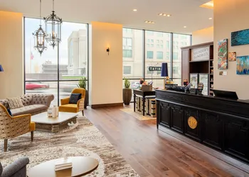 The Peregrine Omaha Downtown, Curio Collection by Hilton hotel thumbnail 8