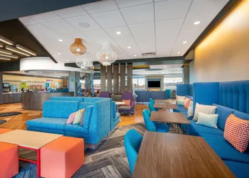 Tru by Hilton Savannah Airport hotel thumbnail 4