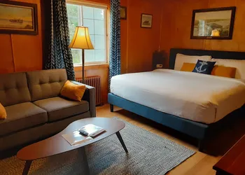 Anchor Inn Resort hotel thumbnail 7