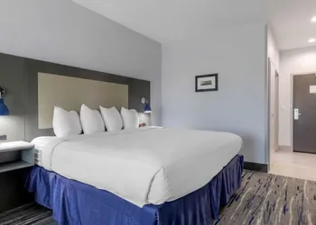 Holiday Inn Express And Suites Choctaw Oklahoma City East by IHG hotel thumbnail 5