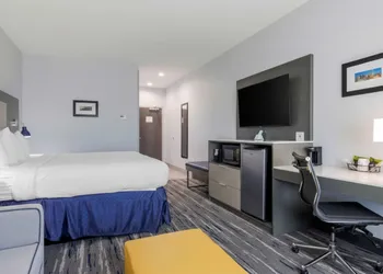 Holiday Inn Express And Suites Choctaw Oklahoma City East by IHG hotel thumbnail 7