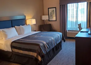 Wingate by Wyndham Christiansburg hotel thumbnail 5