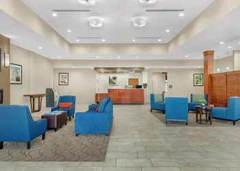 Comfort Suites Greensboro - High Point hotel thumbnail 2