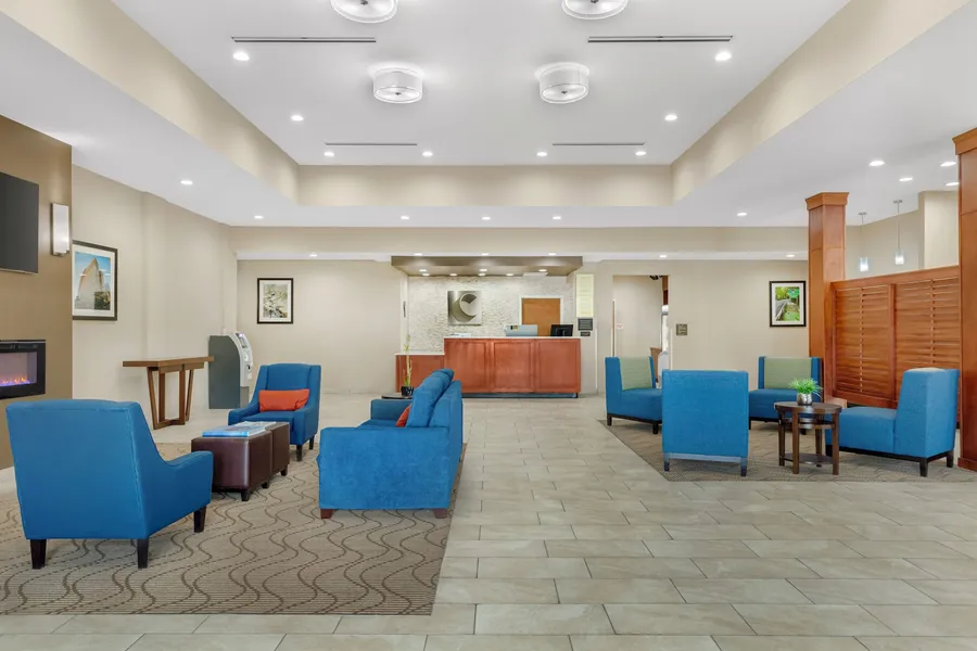 Comfort Suites Greensboro - High Point hotel detail image 2