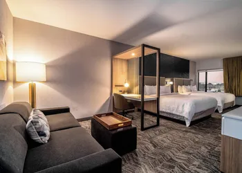 SpringHill Suites by Marriott Oakland Airport hotel thumbnail 8