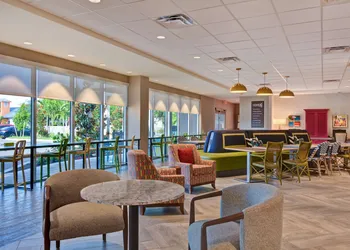 Home2 Suites Naples I-75 Pine Ridge Road, FL hotel thumbnail 3