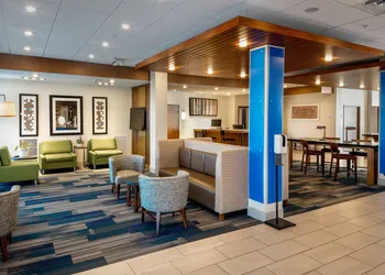 Holiday Inn Express & Suites Bend South by IHG hotel thumbnail 2