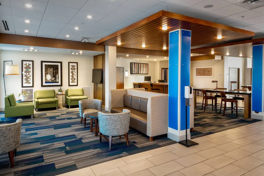 Holiday Inn Express & Suites Bend South by IHG hotel detail image 2