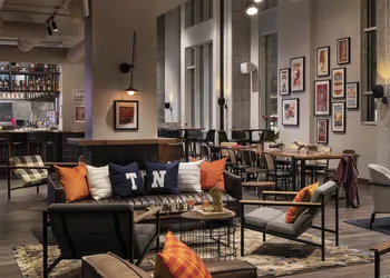 Moxy Nashville Vanderbilt Area hotel thumbnail 5