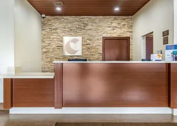 Comfort Inn & Suites Lakewood by JBLM hotel thumbnail 3