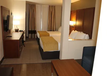 Comfort Inn & Suites Lakewood by JBLM hotel thumbnail 8