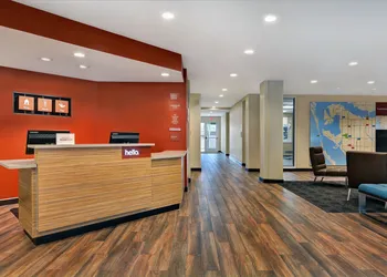 TownePlace Suites by Marriott Sarasota Bradenton West hotel thumbnail 2