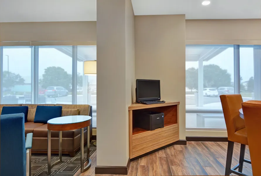 TownePlace Suites by Marriott Sarasota Bradenton West hotel detail image 6